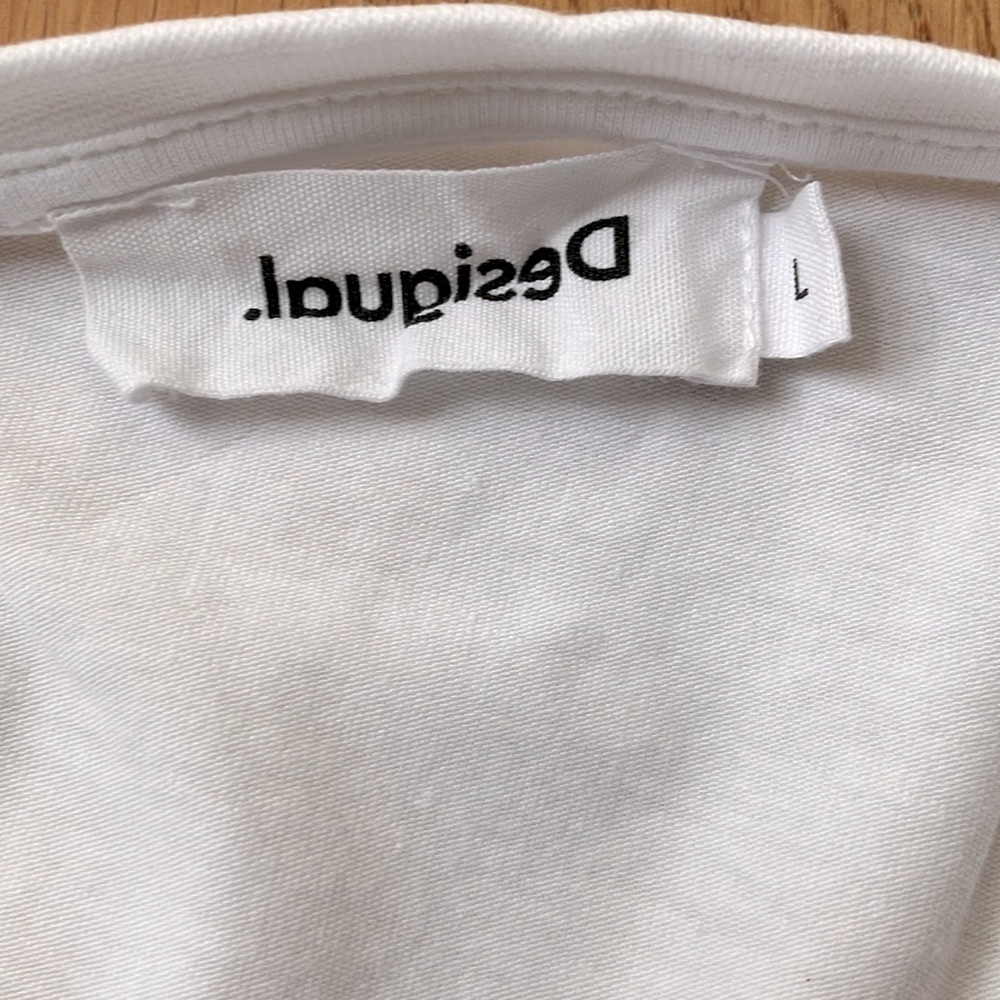 Desigual Arty Backstitching T-Shirt White/Graphic Design Size L - Picture 7 of 8